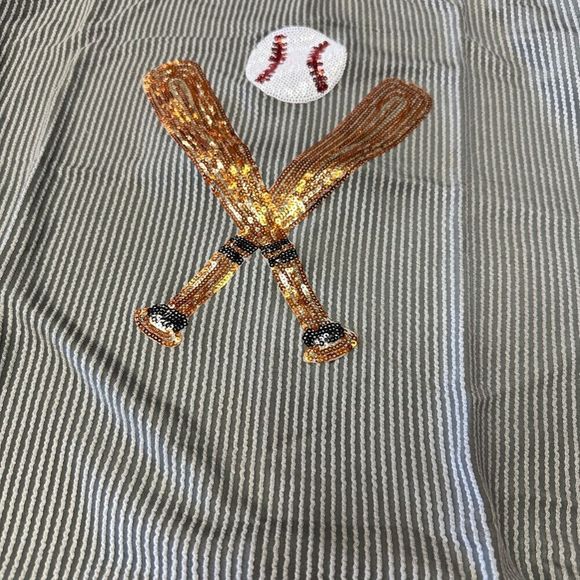 Gray Short Sleeve Women's Tee - Picture 5 of 7